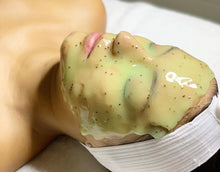 Load image into Gallery viewer, Dermaplane Hydrojelly Facial